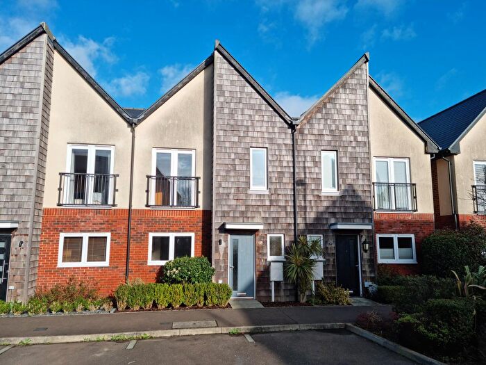 3 Bedroom Terraced House To Rent In Buttercup Drive, Polegate, BN26