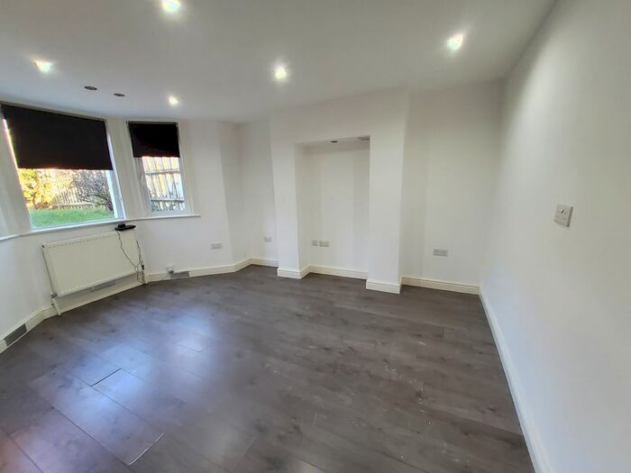 1 Bedroom Flat To Rent In Rockbourne Road, London, SE23