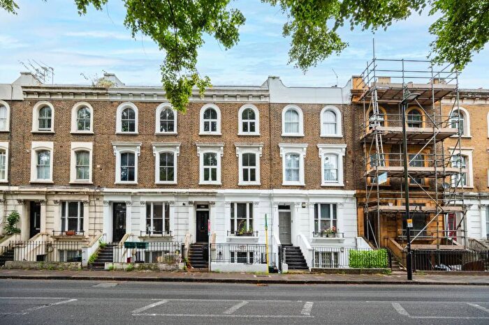 2 Bedroom Maisonette To Rent In St Pauls Road, Islington, London, N1