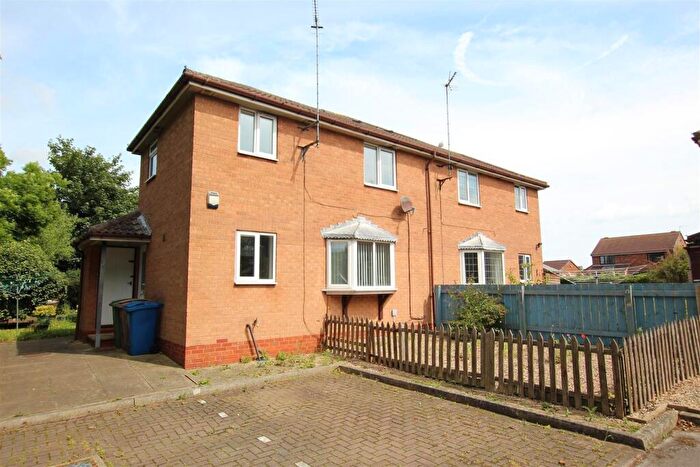 2 Bedroom House To Rent In Pickering Avenue, Hornsea, HU18