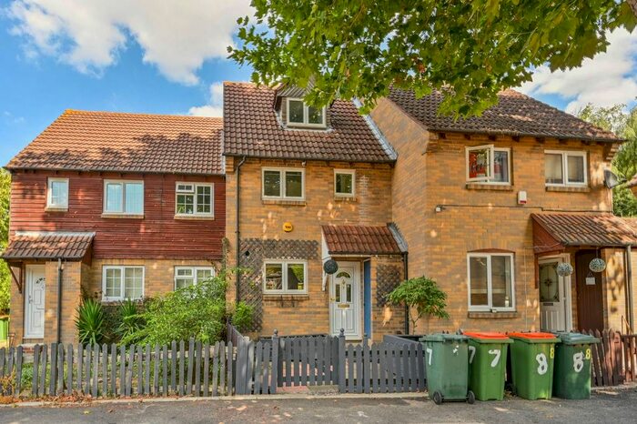 3 Bedroom Terraced House To Rent In Emerald Close, Beckton, London, E16