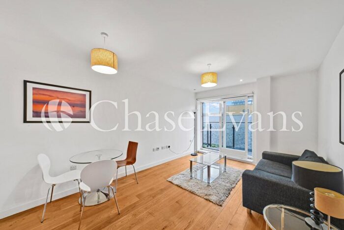 1 Bedroom Flat To Rent In Westferry Road, Docklands, London, E14