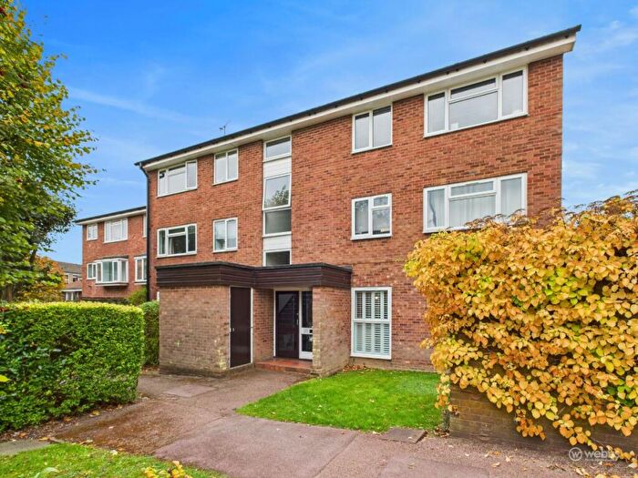 2 Bedroom Flat For Sale In Inglewood, Croydon, CR0