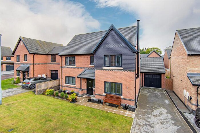 4 Bedroom Detached House For Sale In Fletcher Crescent, Jameson Manor, NE20