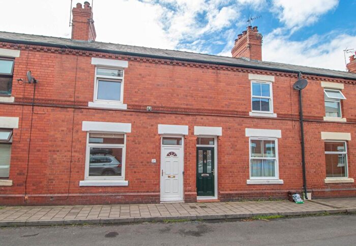 2 Bedroom Terraced House For Sale In West Street, Hoole, Chester, CH2