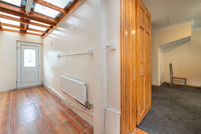 2 Bedroom Semi Detached House To Rent In Vale Road, Upton Park, London, E7