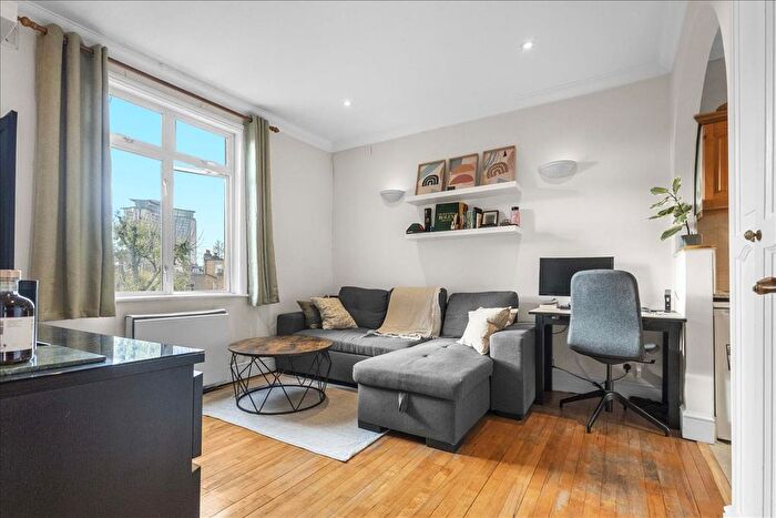 1 Bedroom Flat To Rent In Warwick Road, London, SW5