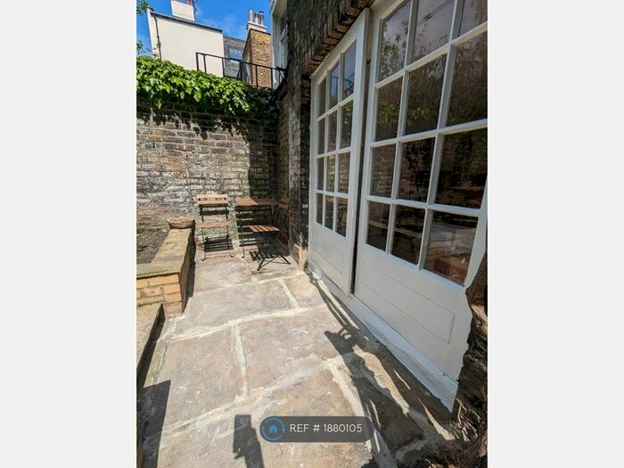 Studio To Rent In Addison Road, London, W14