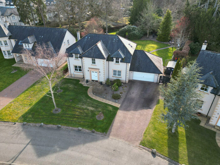 4 Bedroom Detached House For Sale In Druids Park, Murthly, Perth, PH1