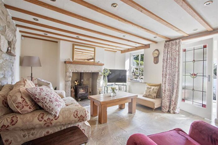 2 Bedroom Cottage For Sale In Milken Lane, Far Hill, Ashover, S45