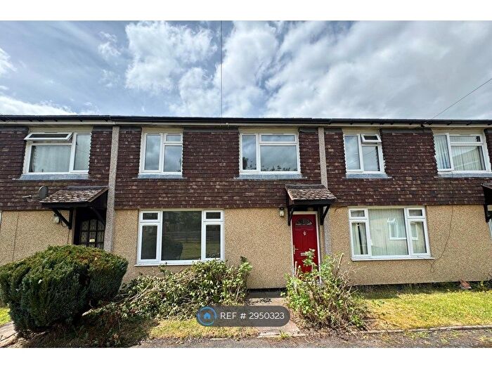 3 Bedroom Terraced House To Rent In Penistone Close, Telford, TF2