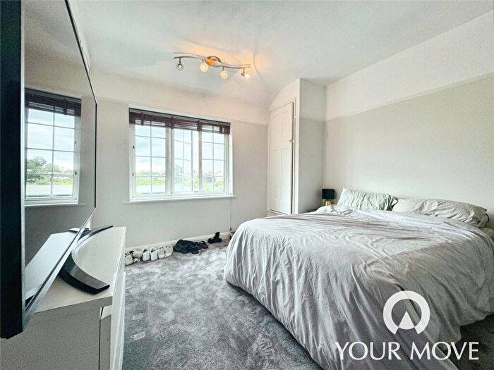 1 Bedroom Semi-Detached House To Rent In Crathie Road, London, SE12