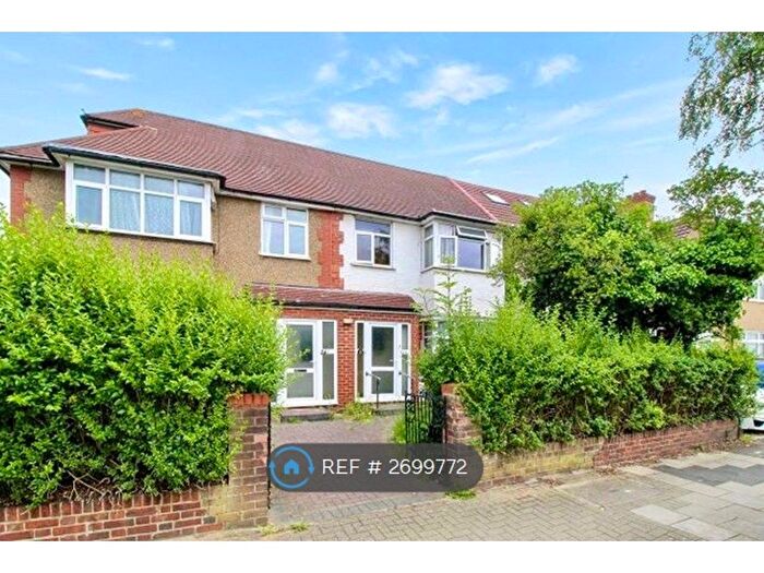 2 Bedroom Maisonette To Rent In St. Pauls Avenue, Harrow, HA3