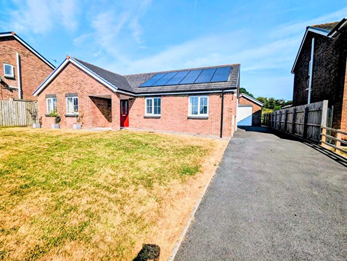 3 Bedroom Detached House For Sale In Maes Y Llewod, Bancyfelin, Carmarthen., SA33