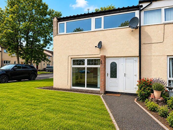3 Bedroom Terraced House For Sale In Barmston Way, Barmston, Washington, NE38