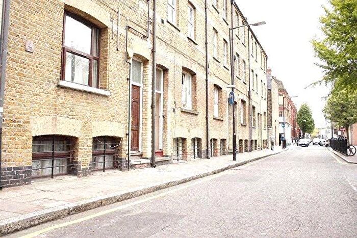 4 Bedroom Duplex To Rent In Settles Street, London, E1