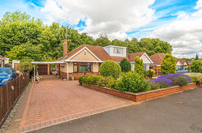 2 Bedroom Semi-Detached Bungalow For Sale In Lower Hillmorton Road, Rugby, CV21
