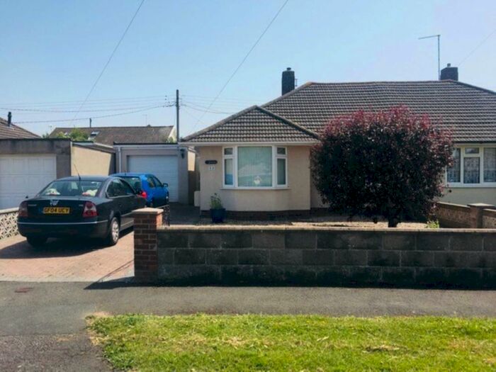 3 Bedroom Bungalow To Rent In Rydal Avenue, Weston-Super-Mare, BS24