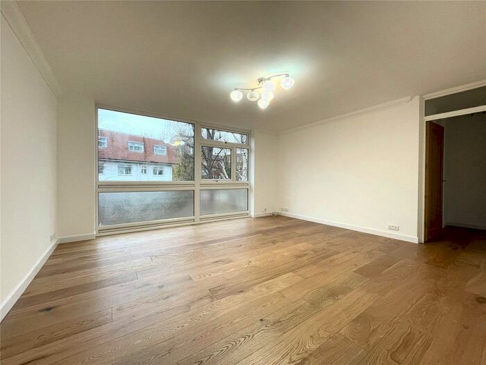 2 Bedroom Flat To Rent In Corfton Road, Ealing, London, W5