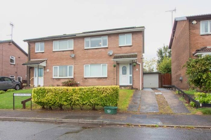 3 Bedroom Semi-Detached House For Sale In Ty Gwyn Road, Pontypool, NP4