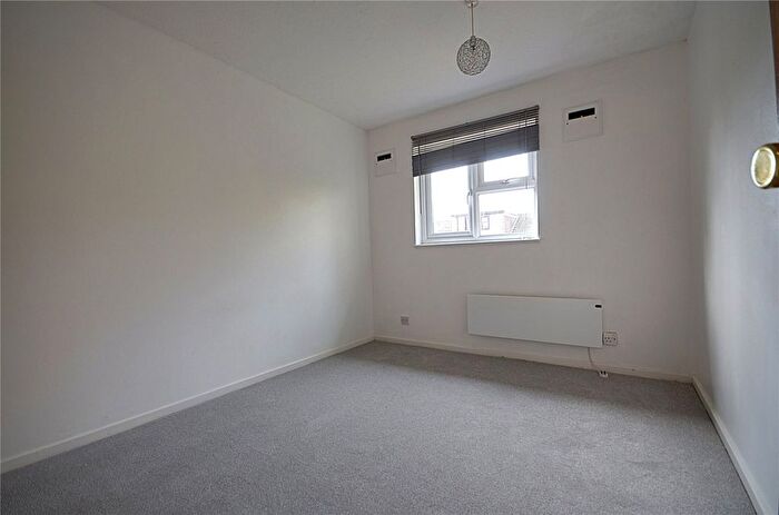 1 Bedroom Maisonette To Rent In Hookwood, Surrey, RH6
