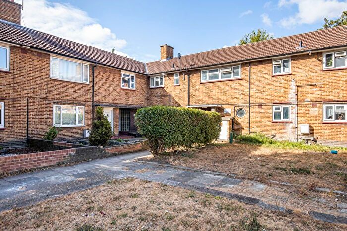 1 Bedroom Flat To Rent In Marriott Road, Stratford, E15