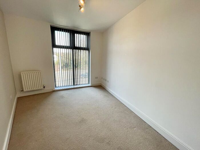 2 Bedroom Apartment To Rent In Stourton - Stewponey Court, DY7