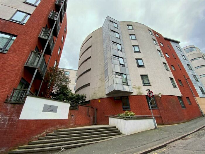 2 Bedroom Apartment To Rent In The Citadel (Block B), Ludgate Hill, Manchester, M4
