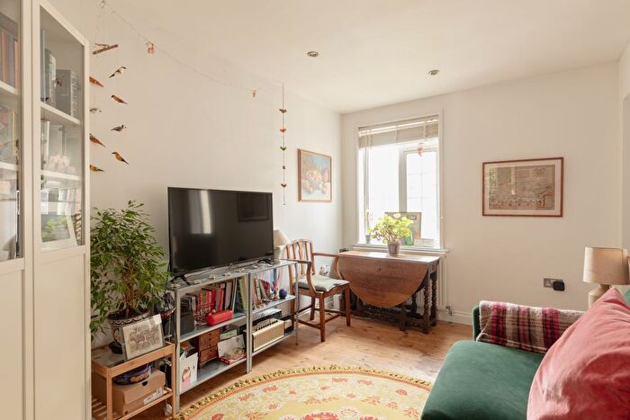 2 Bedroom Flat To Rent In Rokeby Road, London, SE4