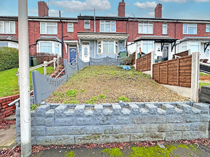 3 Bedroom Terraced House For Sale In Cupfields Avenue, Tipton, DY4