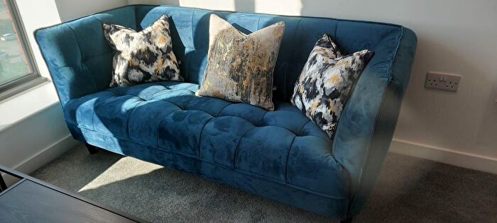 1 Bedroom Flat To Rent In Wharf End, Trafford Park, Manchester, M17