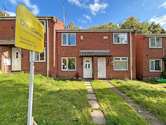 2 Bedroom Town House To Rent In Landmere Gardens, Mapperley, Nottingham, NG3