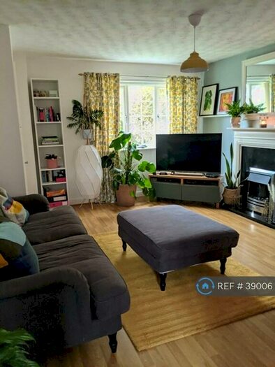 2 Bedroom Semi-Detached House To Rent In Wilderswood Close, Manchester, M20