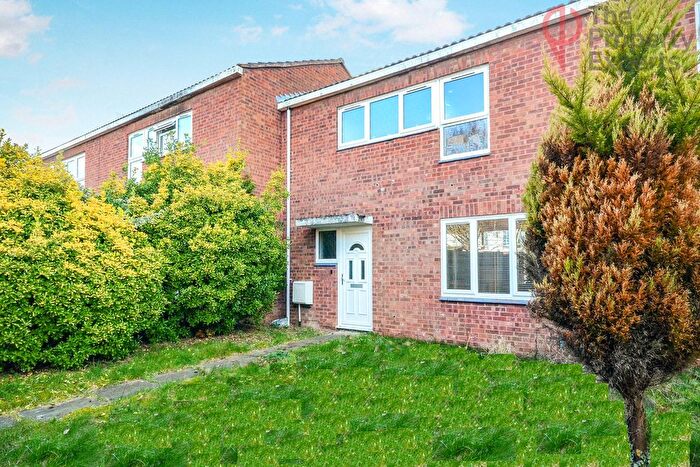 3 Bedroom Terraced House To Rent In Stainer Road, Borehamwood, WD6