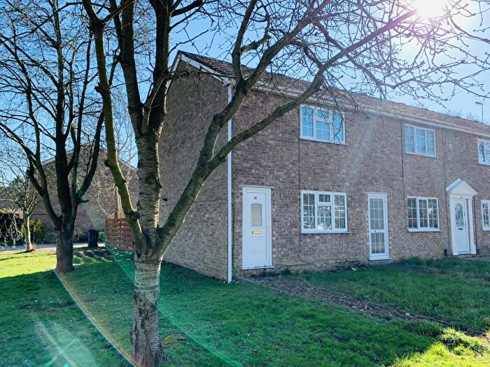 2 Bedroom House To Rent In St. Marys Ave, Welton, LN2