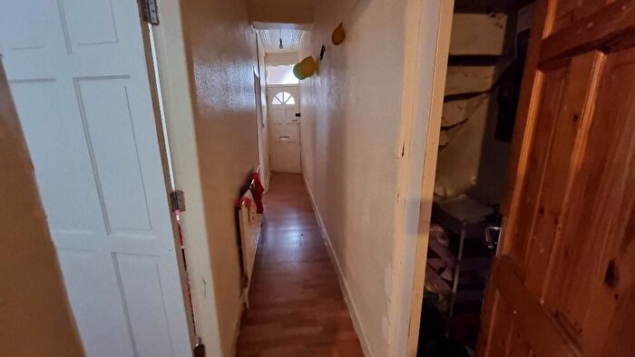 1 Bedroom Flat For Sale In Sherrard Road, London, E12