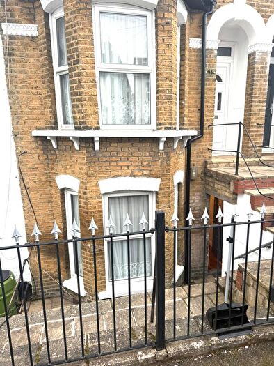 1 Bedroom Flat To Rent In Oval Road, Croydon, CR0