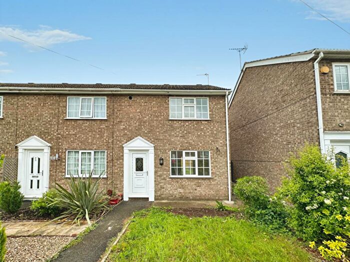 2 Bedroom End Of Terrace House To Rent In St. Marys Avenue, Welton, Lincoln, LN2