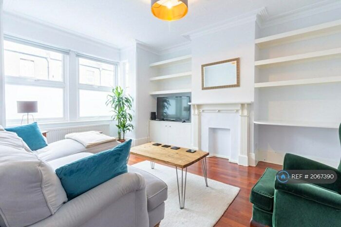 2 Bedroom Maisonette To Rent In Cheltenham Road, London, SE15