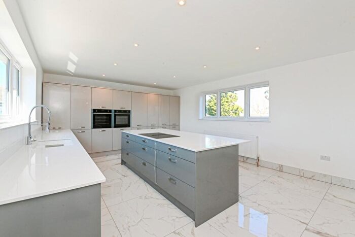 6 Bedroom Detached House For Sale In Beacon Heights, St. Osyth, Clacton-on-Sea, Tendring, CO16