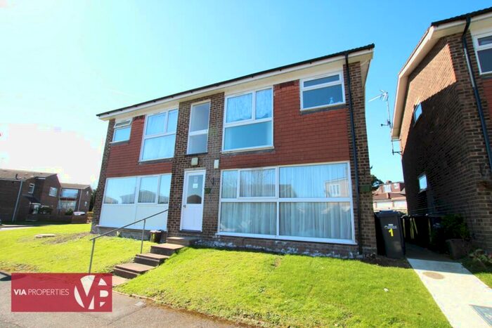 1 Bedroom Apartment To Rent In Virgil Drive, Broxbourne, EN10