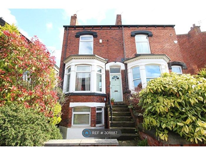 1 Bedroom Flat To Rent In Kirkstall, Leeds, LS5