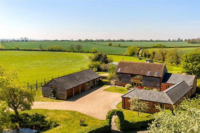 4 Bedroom Barn Conversion For Sale In Hillesden, Buckingham, MK18