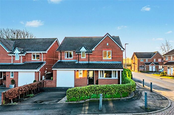 4 Bedroom Detached House For Sale In The Gallops, Morley, Leeds, West Yorkshire, LS27