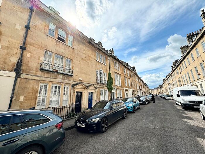 Apartment To Rent In New King Street, Bath, BA1