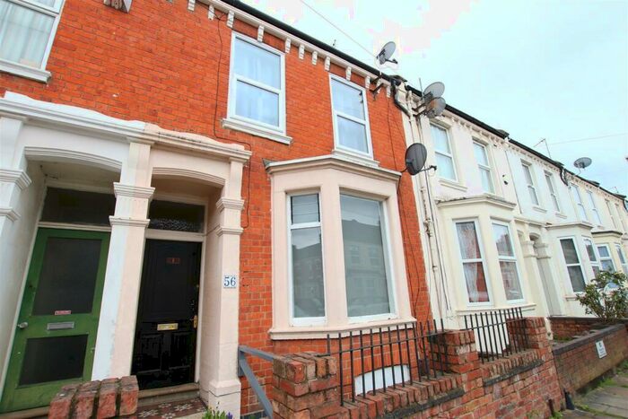 1 Bedroom Terraced House To Rent In Lutterworth Road, Northampton, NN1