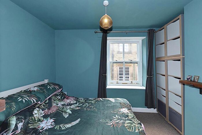 2 Bedroom Cottage For Sale In John Street, Bollington, SK10