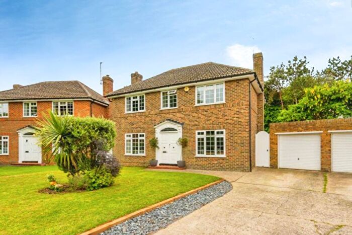4 Bedroom Detached House For Sale In Grange Court, Bognor Regis, West Sussex, PO21