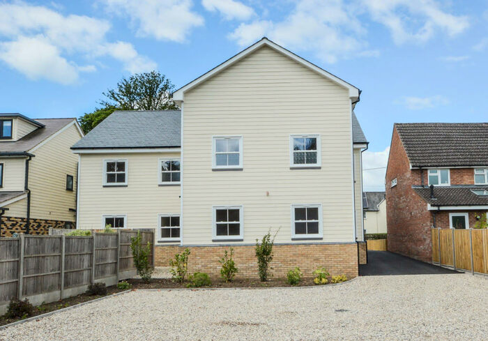 2 Bedroom Ground Flat To Rent In Newport, Saffron Walden, Essex, CB11