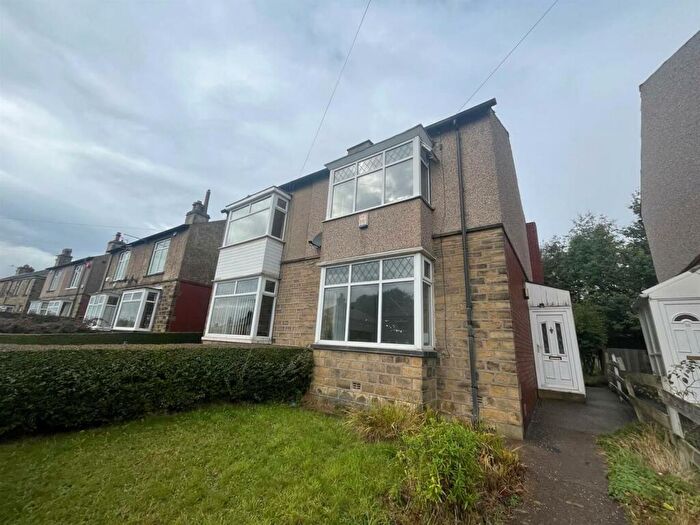 2 Bedroom Semi-Detached House For Sale In Heatherfield Road, Marsh, Huddersfield, HD1